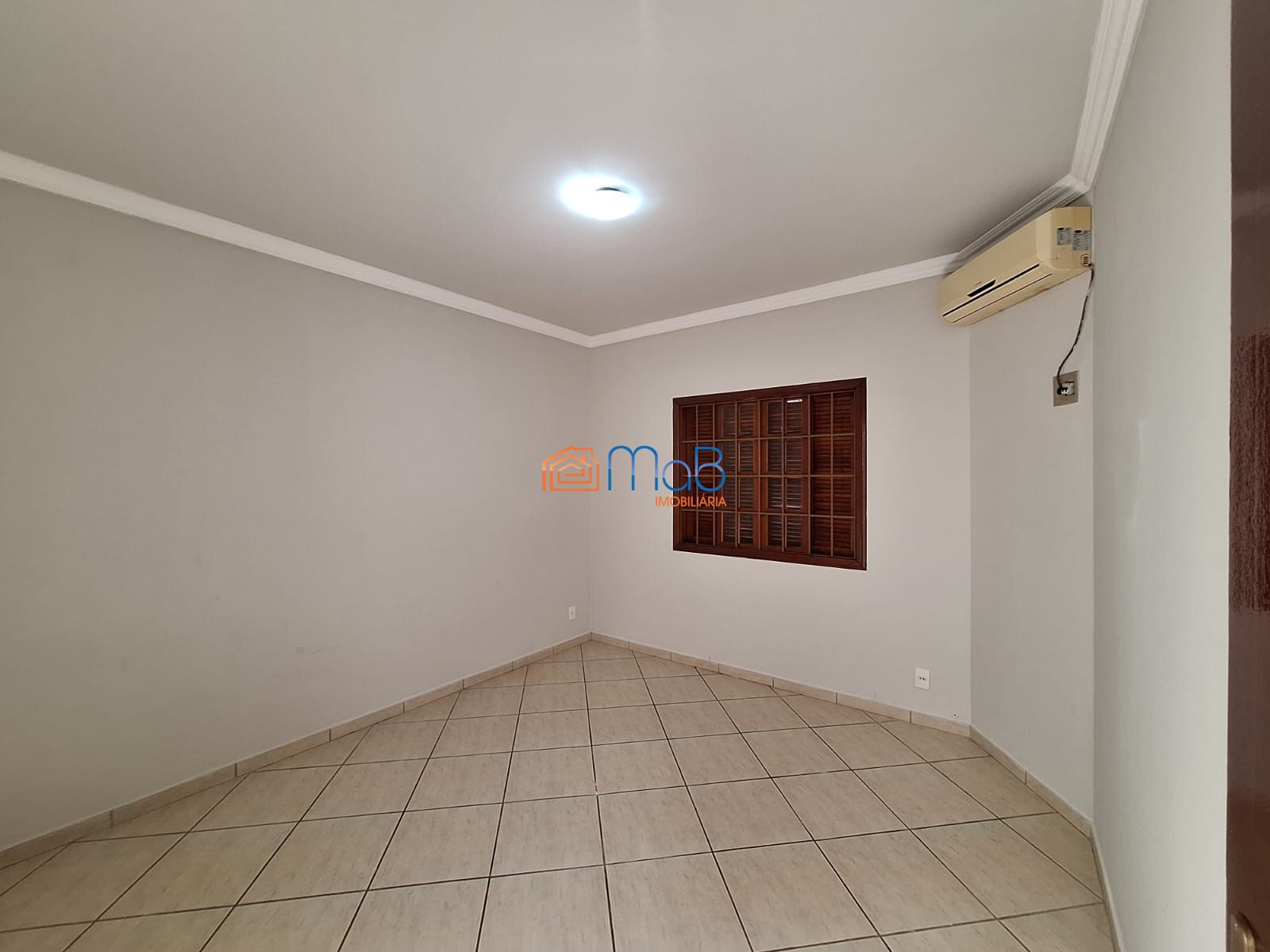 Casa ampla para locação com 5 quartos e área gourmet no são 