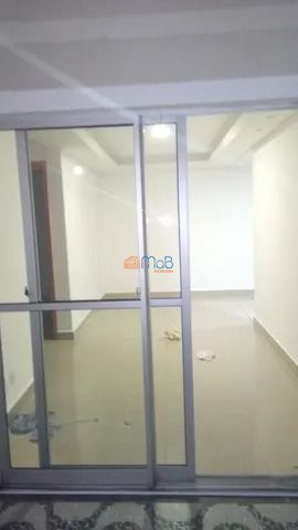 Apartamento à venda com 2 quartos, 62m² - Foto 4