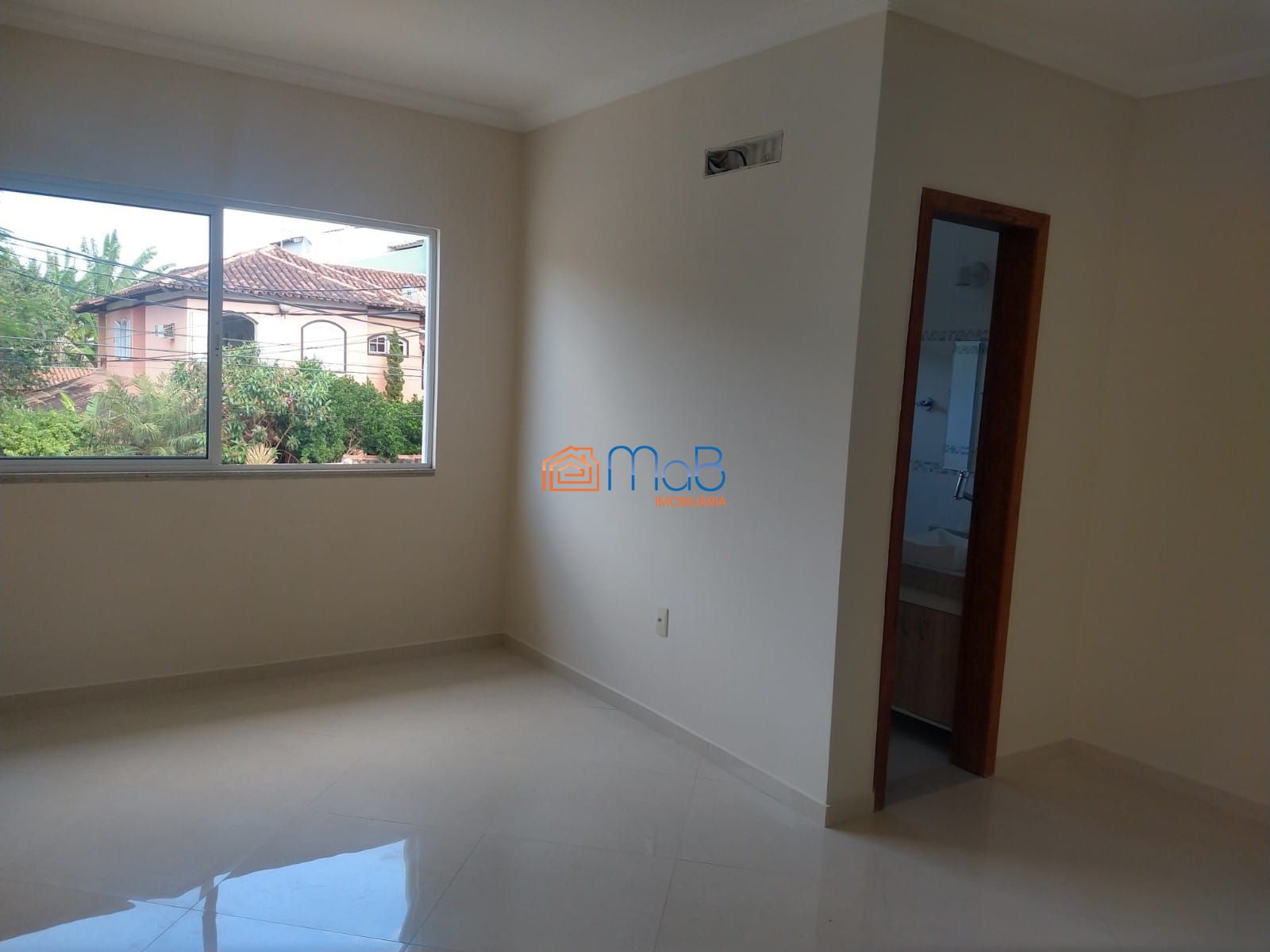 Casa à venda com 3 quartos, 124m² - Foto 5