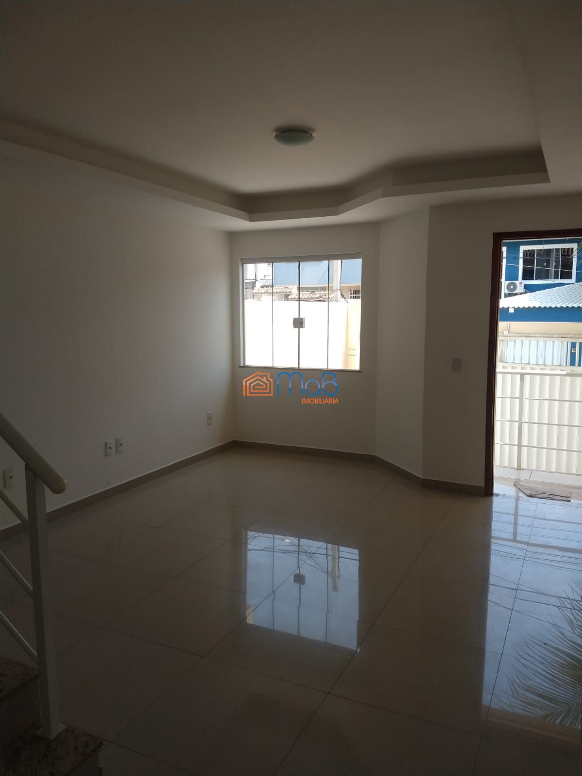 Casa à venda com 3 quartos, 110m² - Foto 3