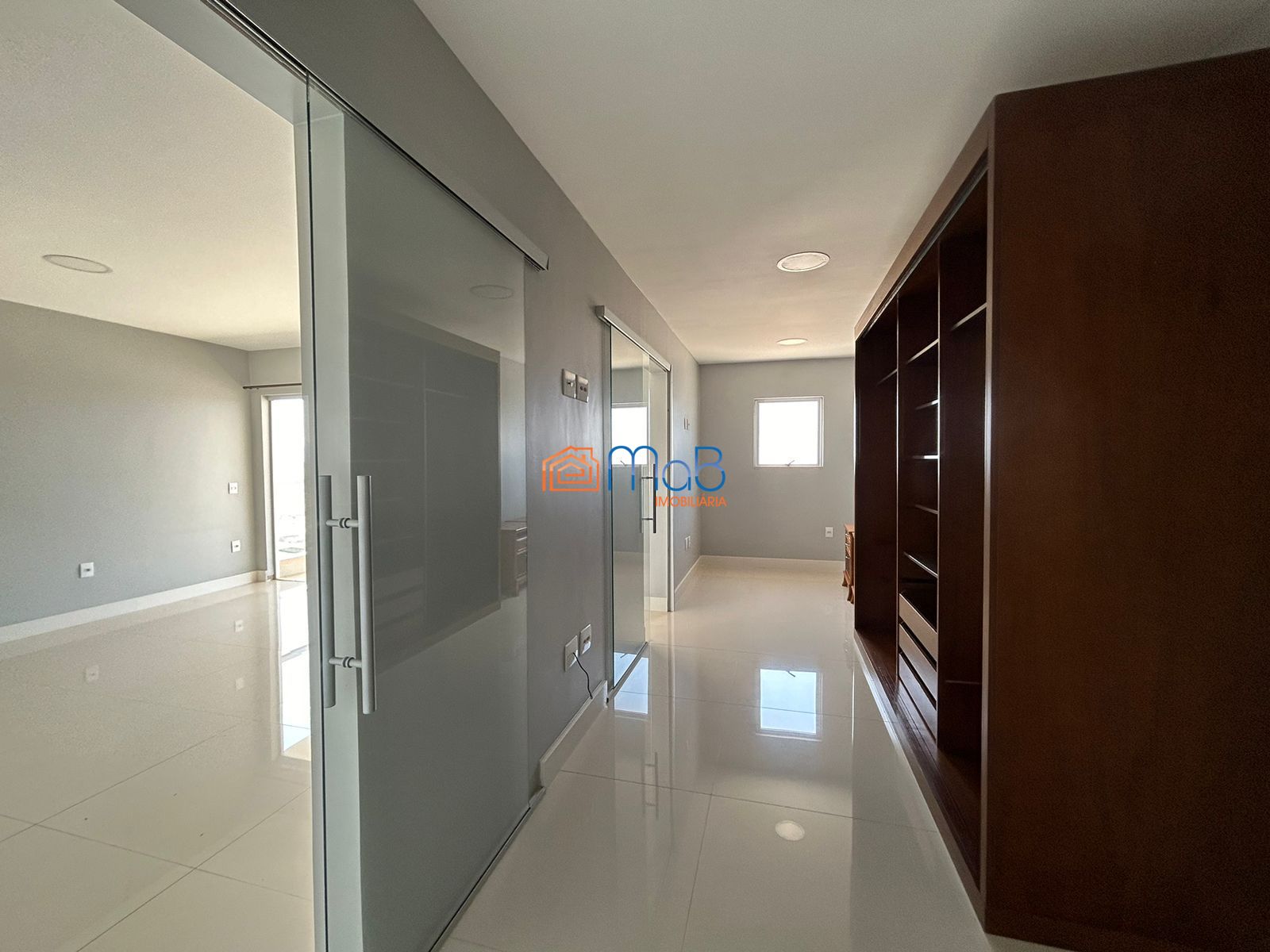 Casa de Condomínio à venda com 4 quartos, 440m² - Foto 24