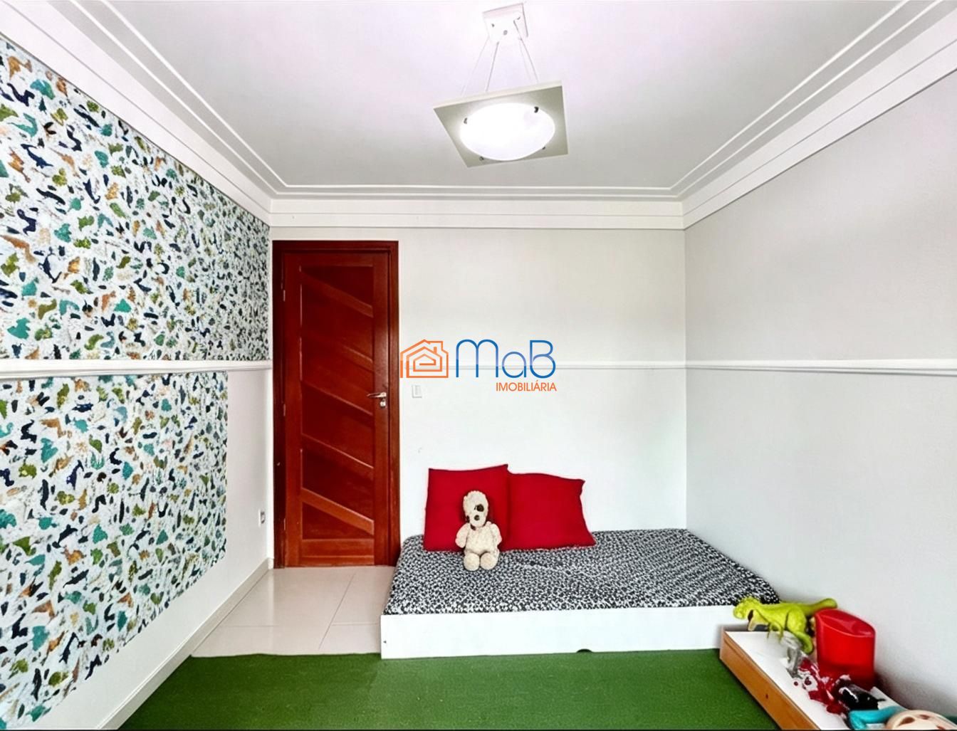 Casa ampla e completa em 3 pavimentos! Granja dos Cavaleiros, Macaé/RJ