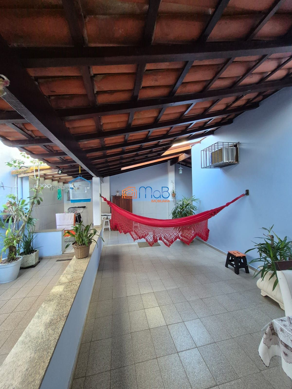 Casa de 310m² com área gourmet completa e 4 quartos - foto 12