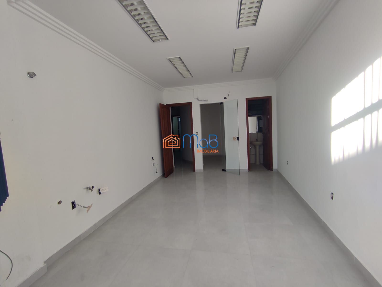 Conjunto Comercial-Sala para alugar com 2 quartos, 38m² - Foto 4