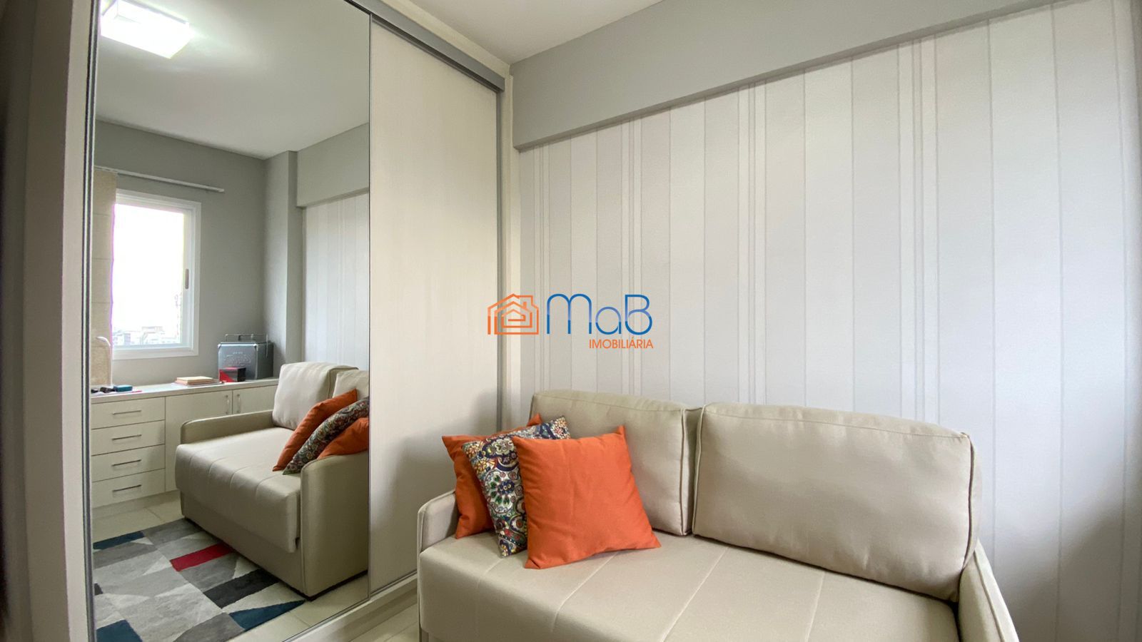 Apartamento à venda com 2 quartos, 70m² - Foto 13