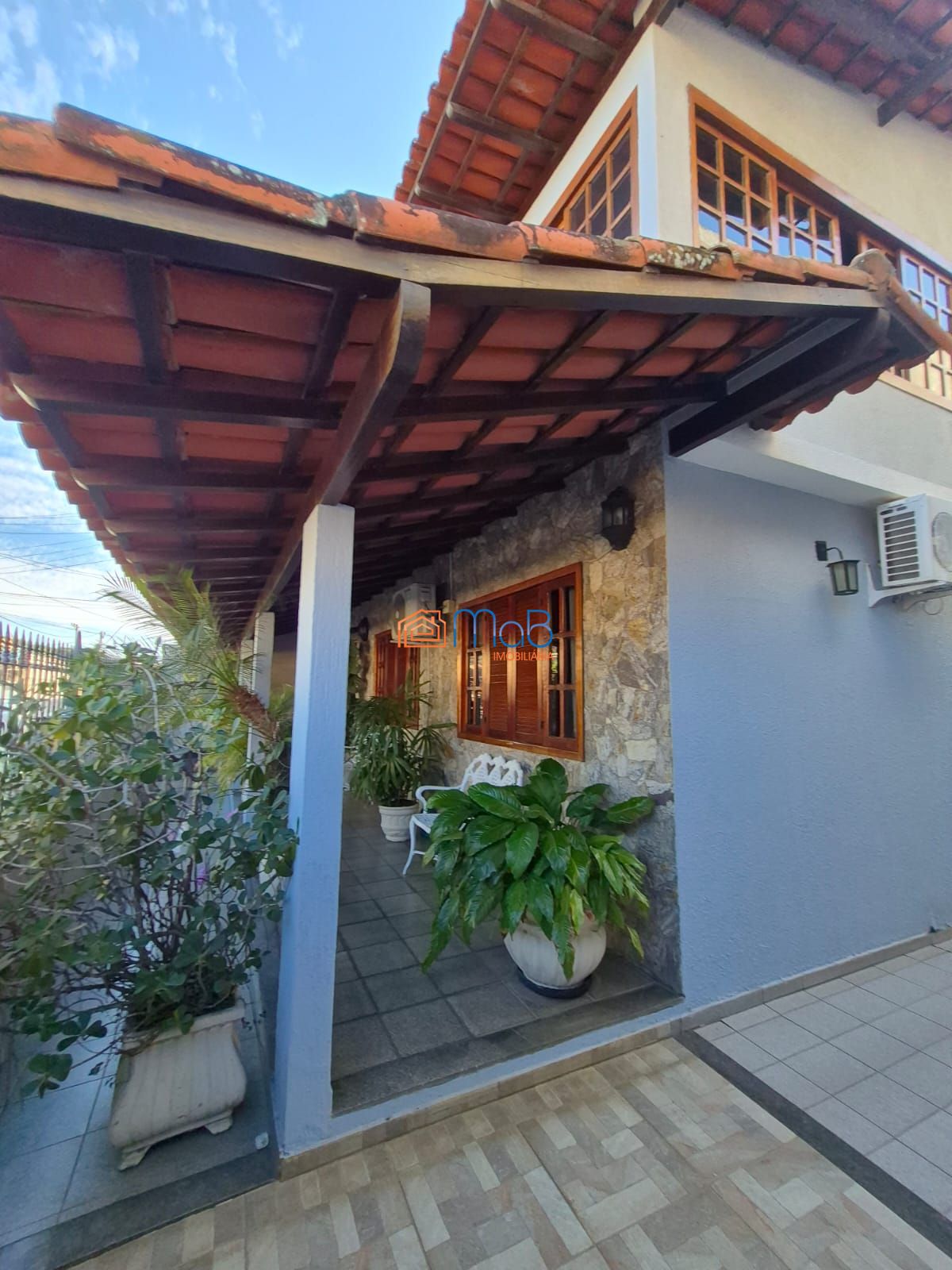 Casa de 310m² com área gourmet completa e 4 quartos - foto 4