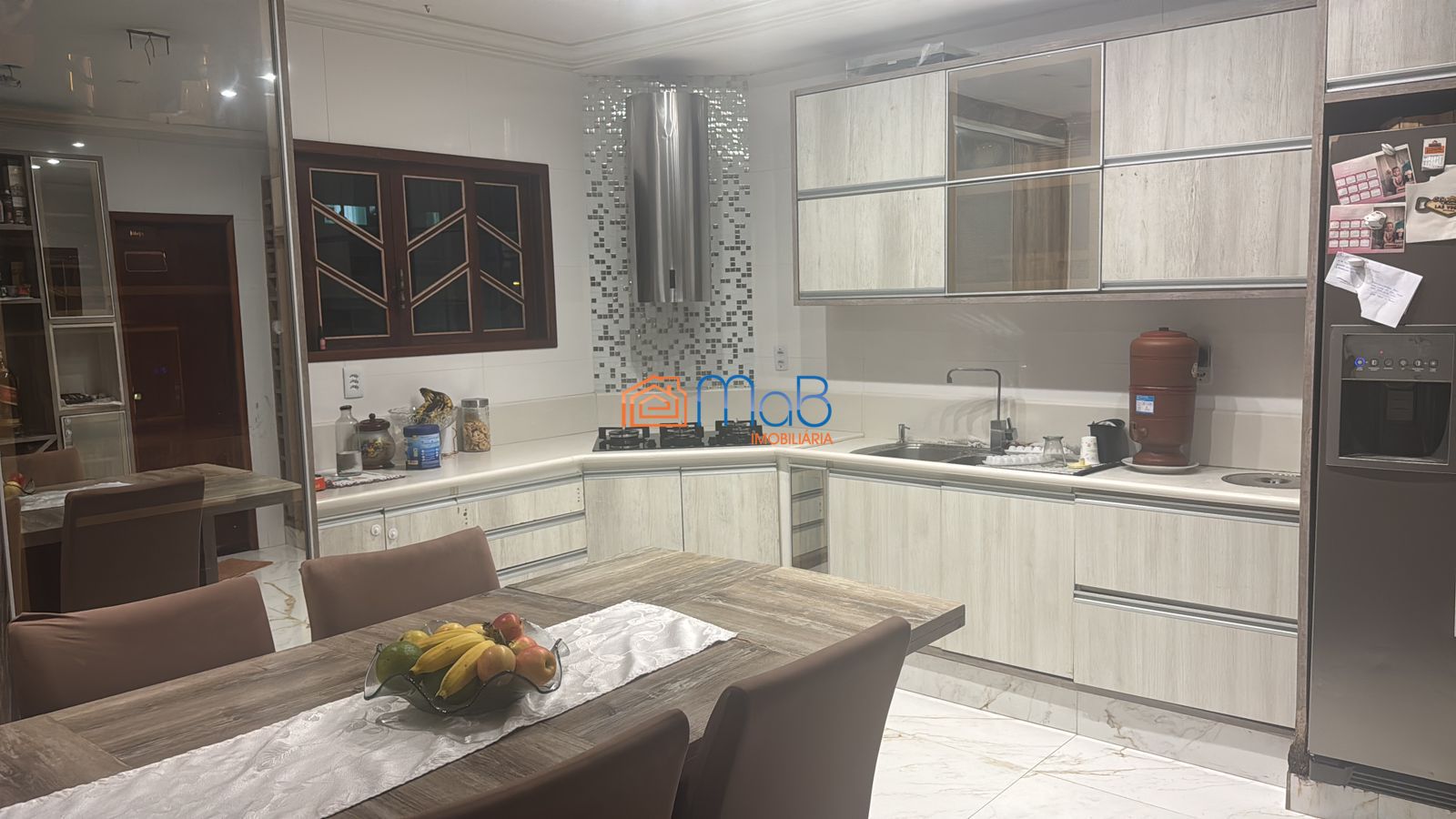 Apartamento 3 quartos espaçoso próximo à praia!