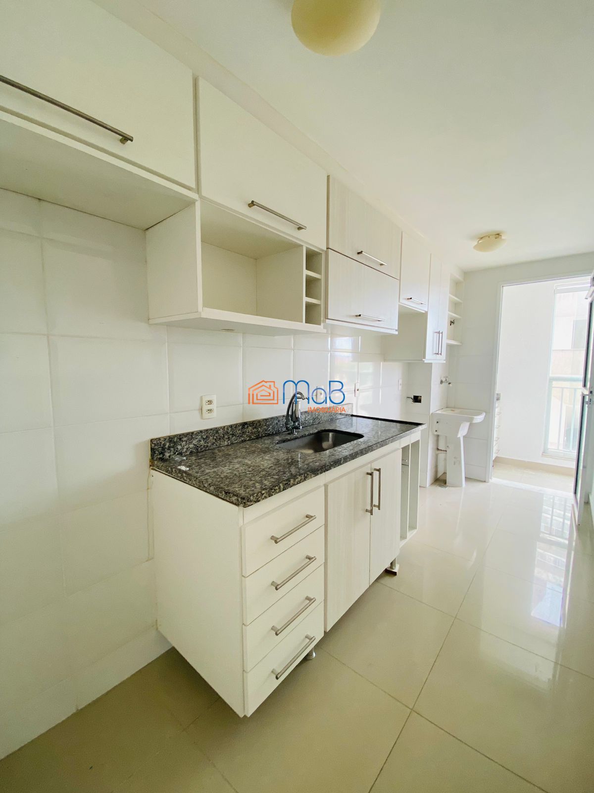 Apartamento à venda com 3 quartos, 75m² - Foto 5