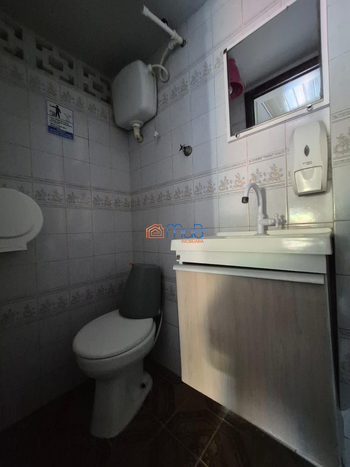 Loja comercial 30m² com cozinha