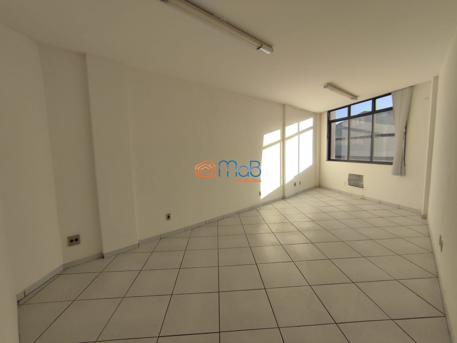 Conjunto Comercial-Sala para alugar com 1 quarto, 38m² - Foto 1