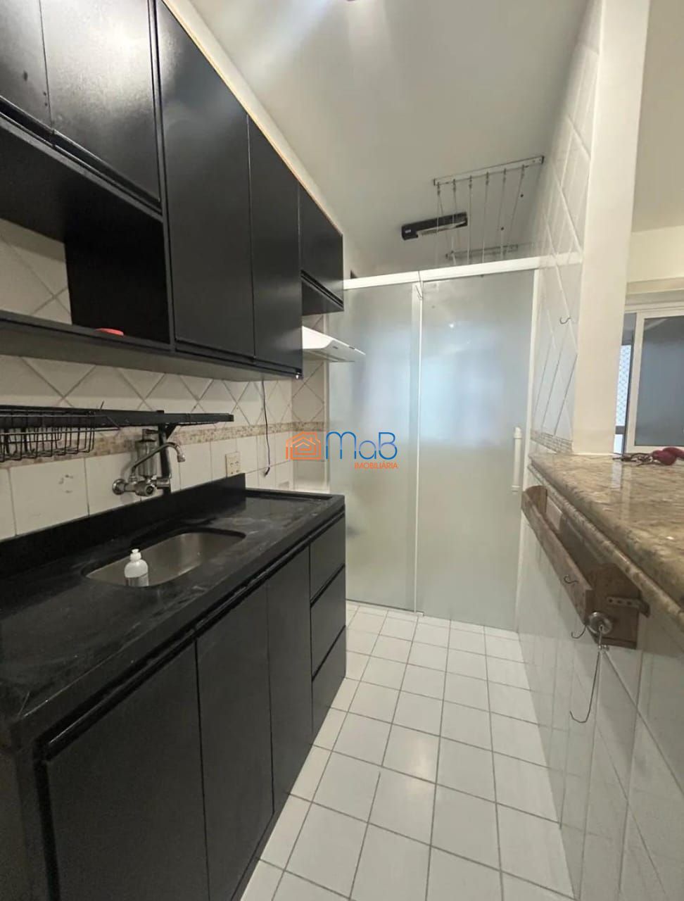 Apartamento com 02 quartos e vista mar
