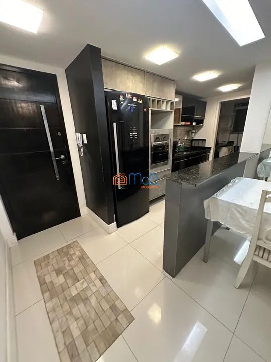 Apartamento à venda com 2 quartos, 70m² - Foto 5