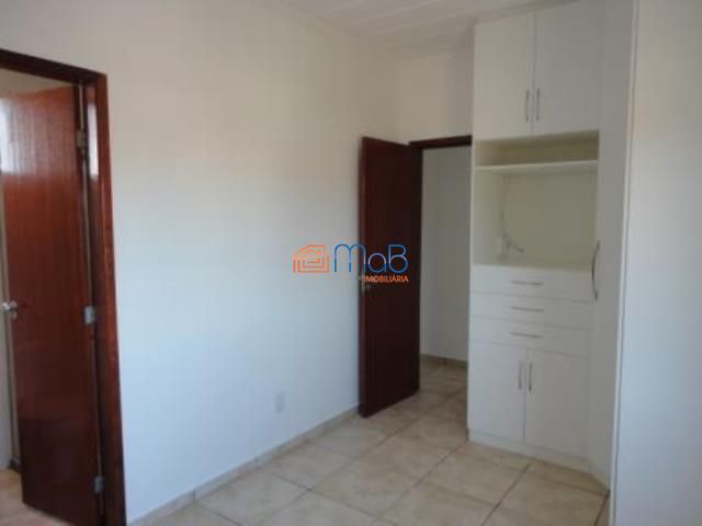 Apartamento à venda com 2 quartos, 70m² - Foto 6