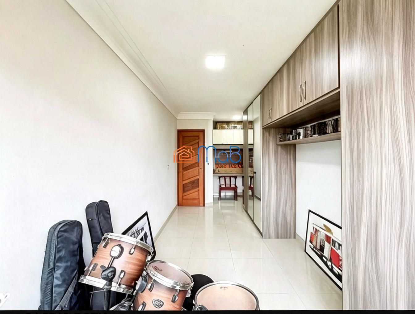 Casa ampla e completa em 3 pavimentos! Granja dos Cavaleiros, Macaé/RJ