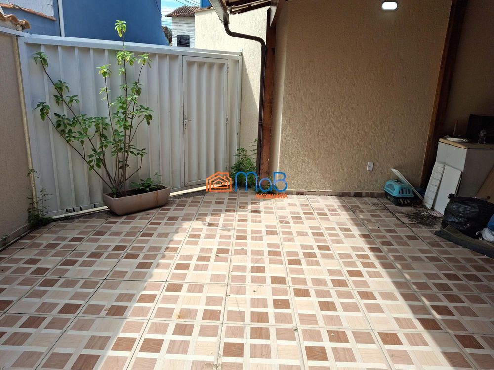 Casa duplex ampla no jardim mariléa!