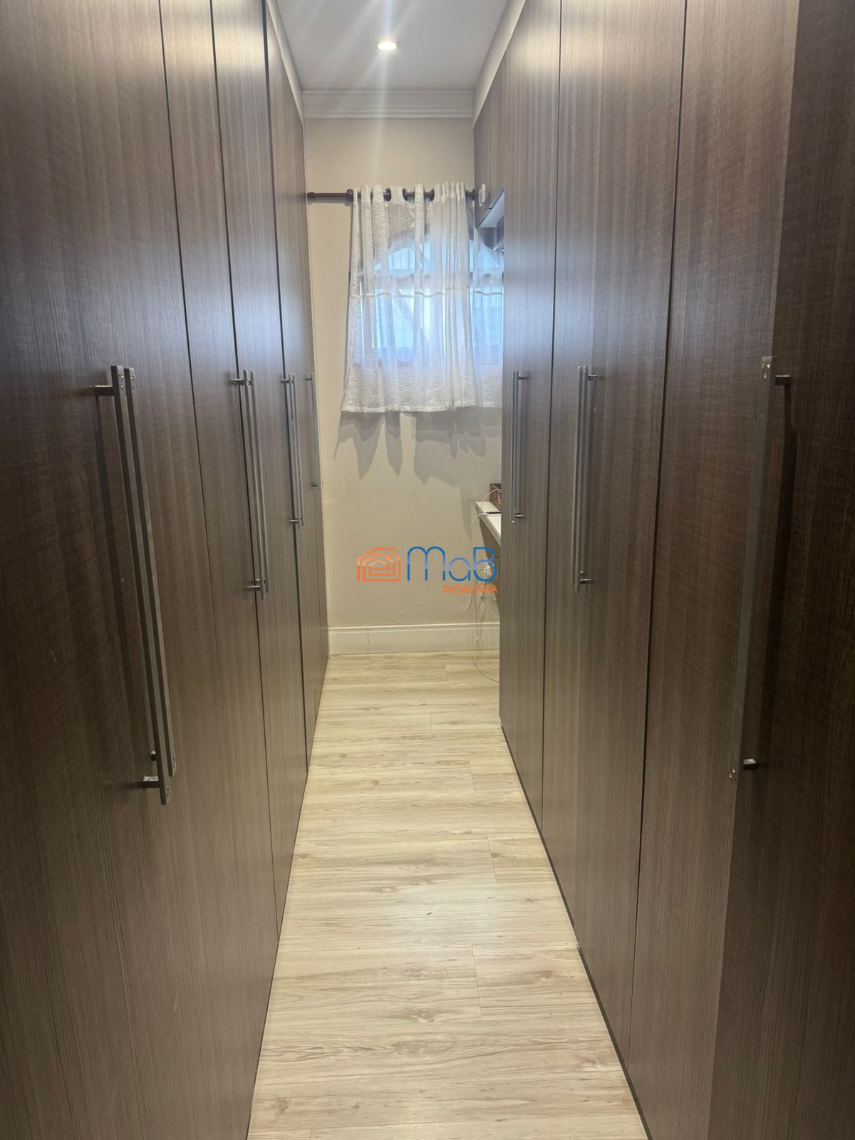 Apartamento 3 quartos espaçoso próximo à praia!