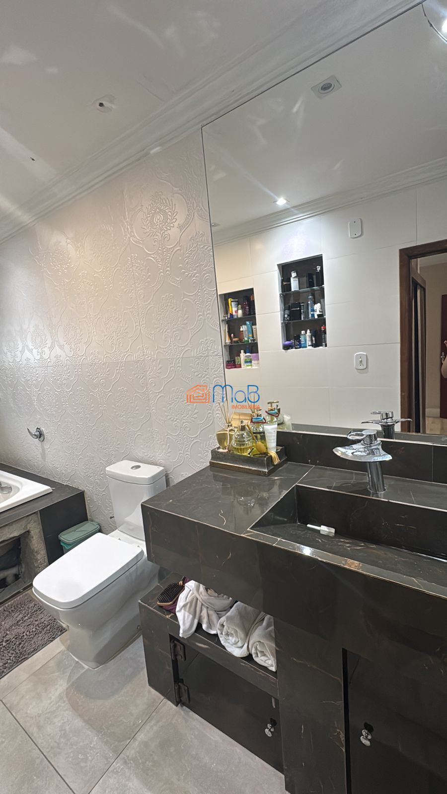 Apartamento 3 quartos espaçoso próximo à praia!