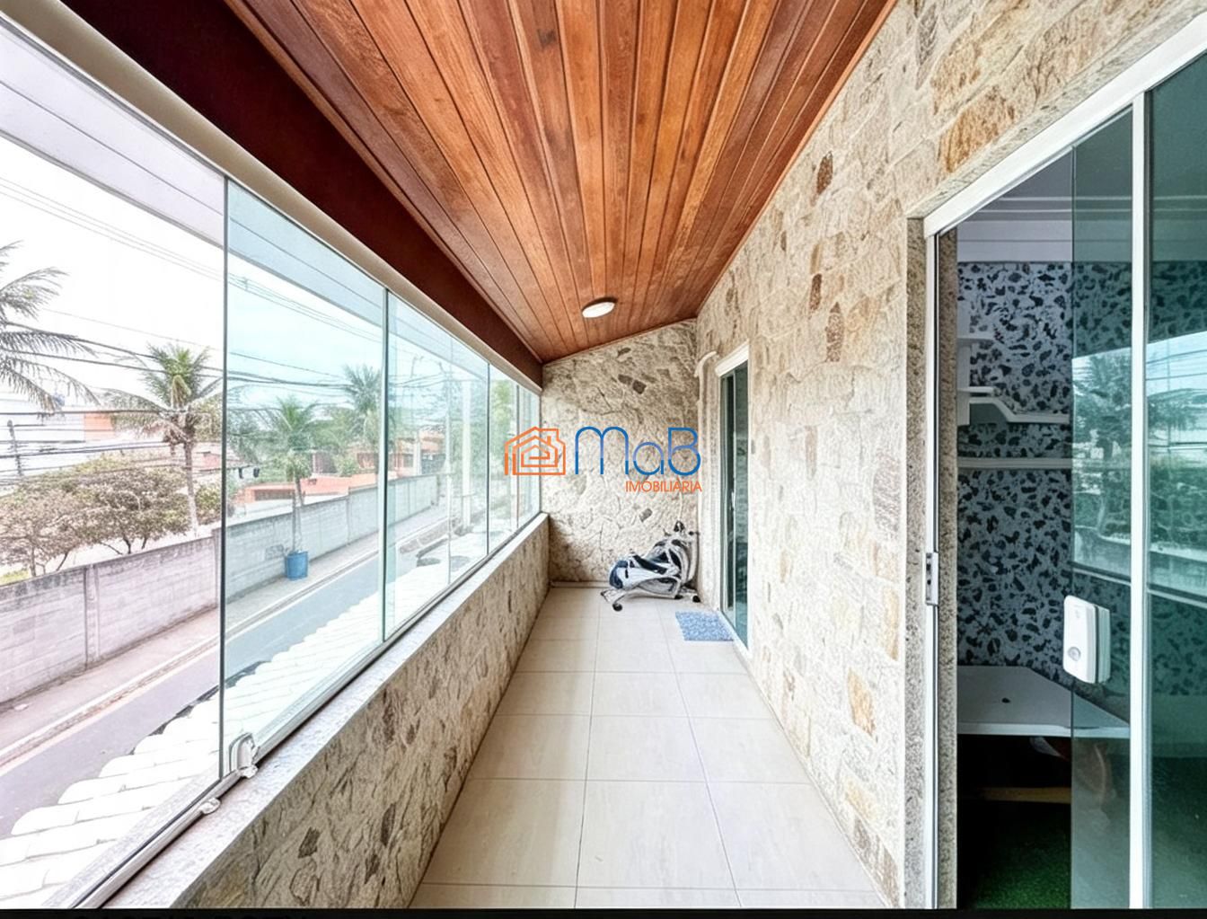 Casa ampla e completa em 3 pavimentos! Granja dos Cavaleiros, Macaé/RJ