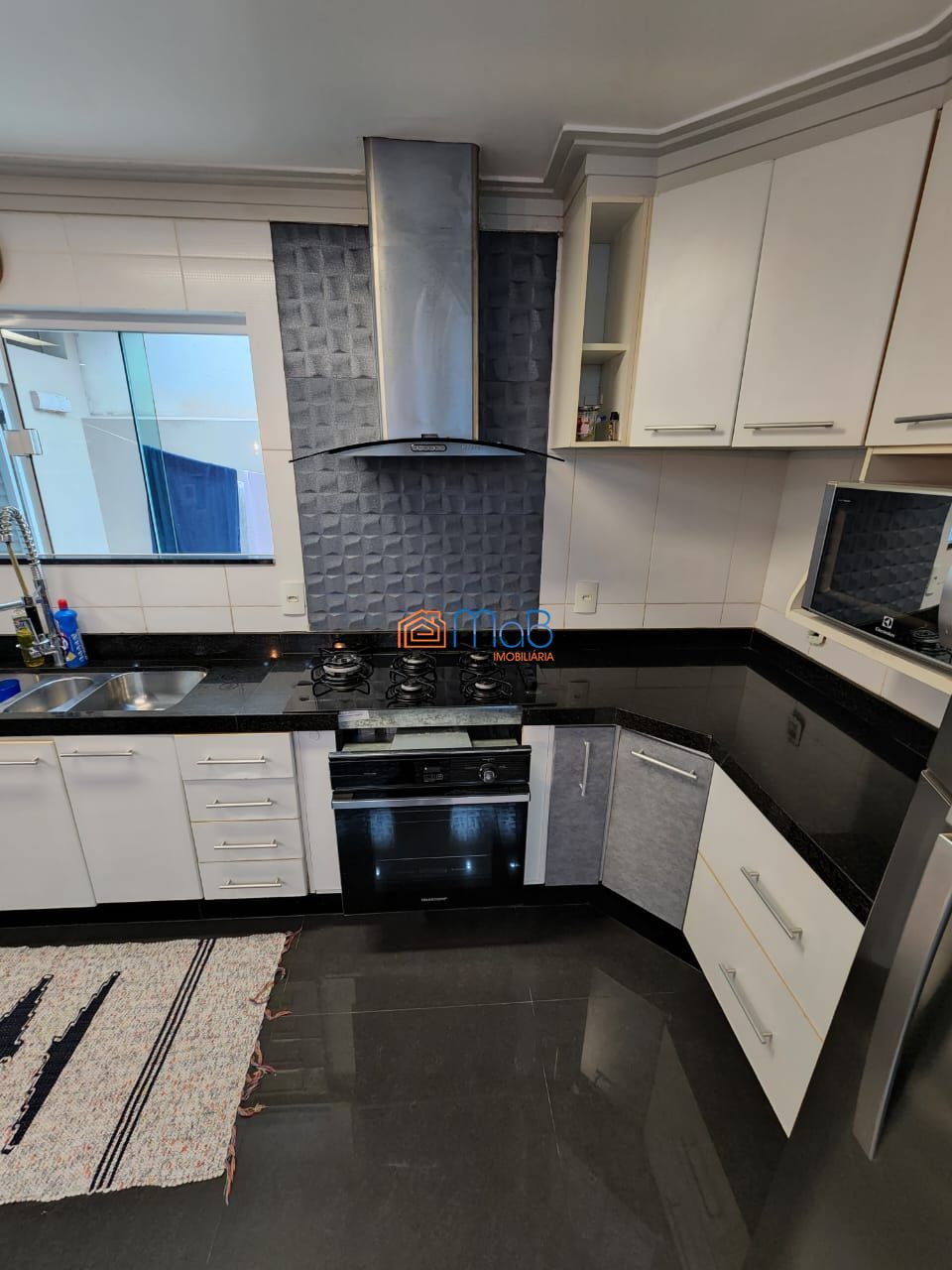 Linda Casa com 03 quartos a venda no Jardim Santo Antônio