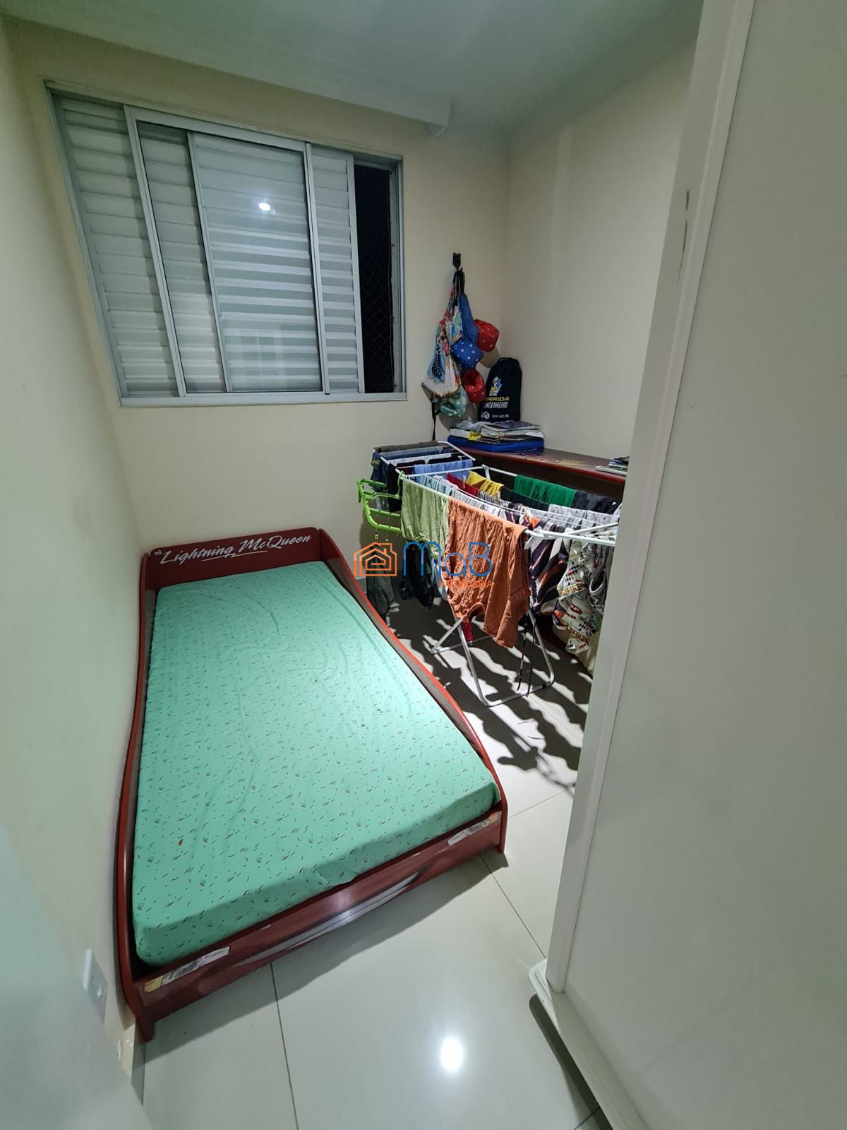 Apartamento 03 quartos com suíte e garagem.