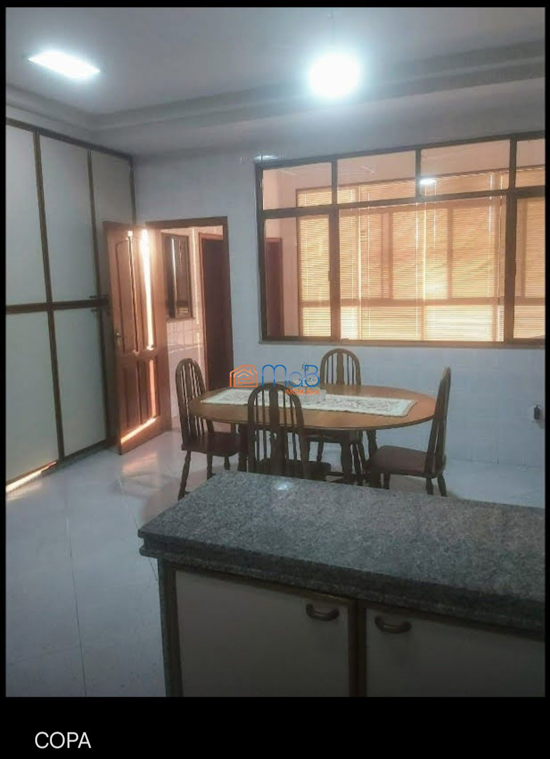 Apartamento à venda com 3 quartos, 240m² - Foto 17