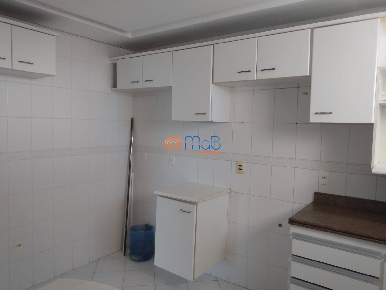 Apartamento com 120m², vista para o mar e 4 quartos sendo 01