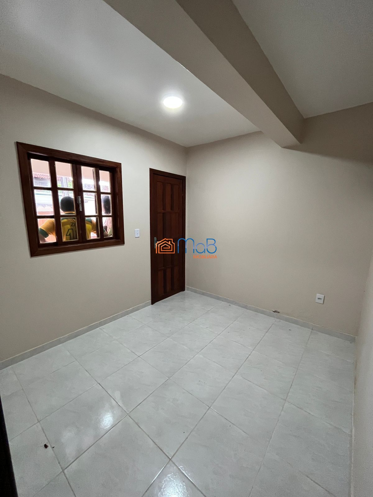 Casa à venda com 4 quartos, 200m² - Foto 23