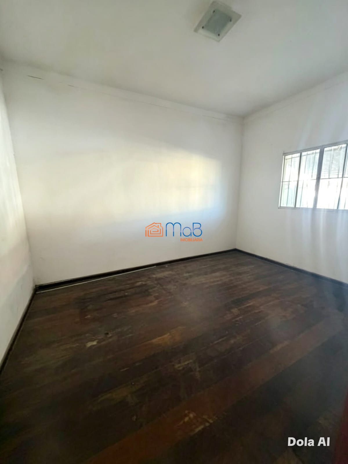 Casa linear com 3 quartos disponível para venda em Imbetiba.