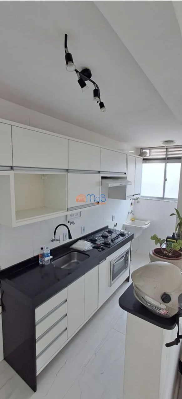 Apartamento com 02 quartos sendo 01 suíte a venda em Macaé.