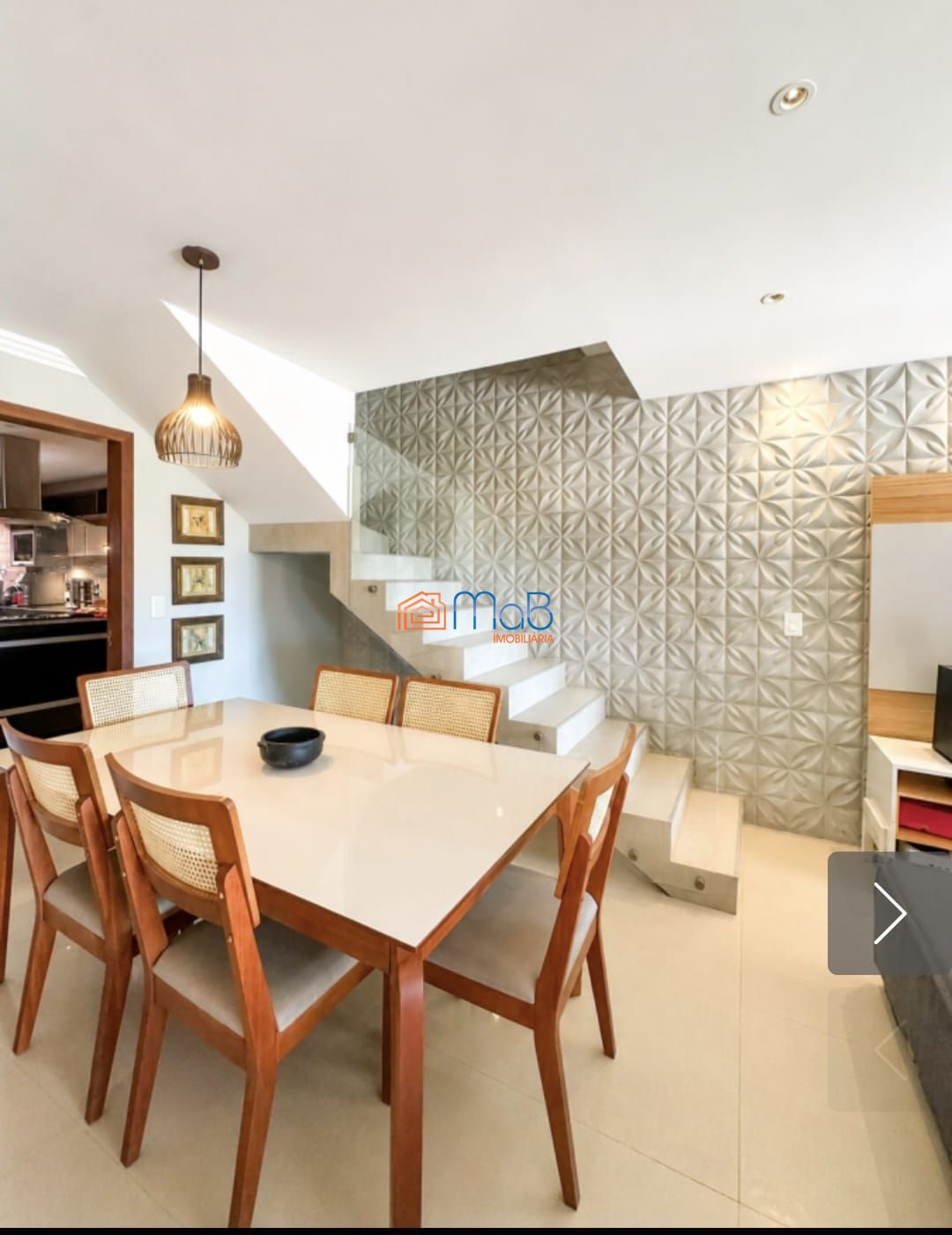 Casa 3 Quartos com Suíte e Closet no Jardim Guanabara