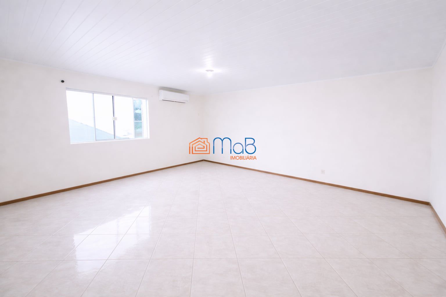 Casa, 3 quartos, 114 m² - Foto 2