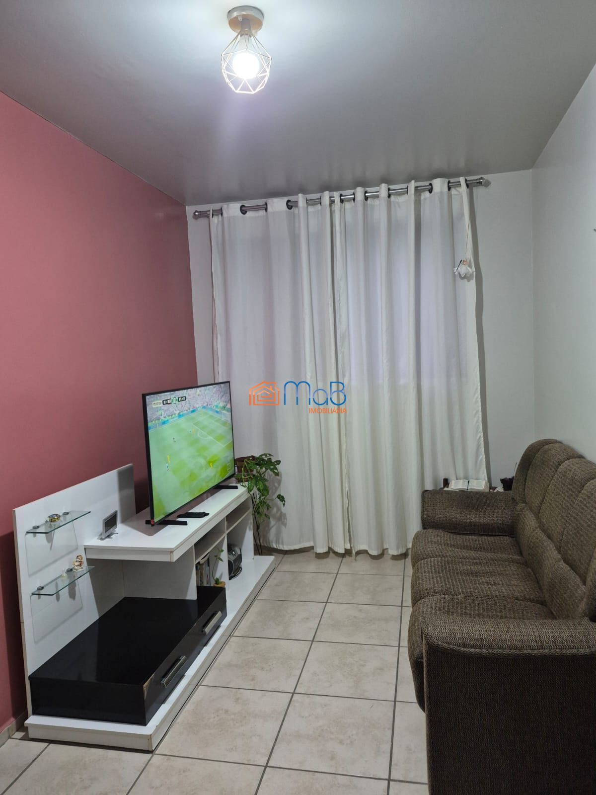 Apartamento de 02 quartos a venda no Barreto!