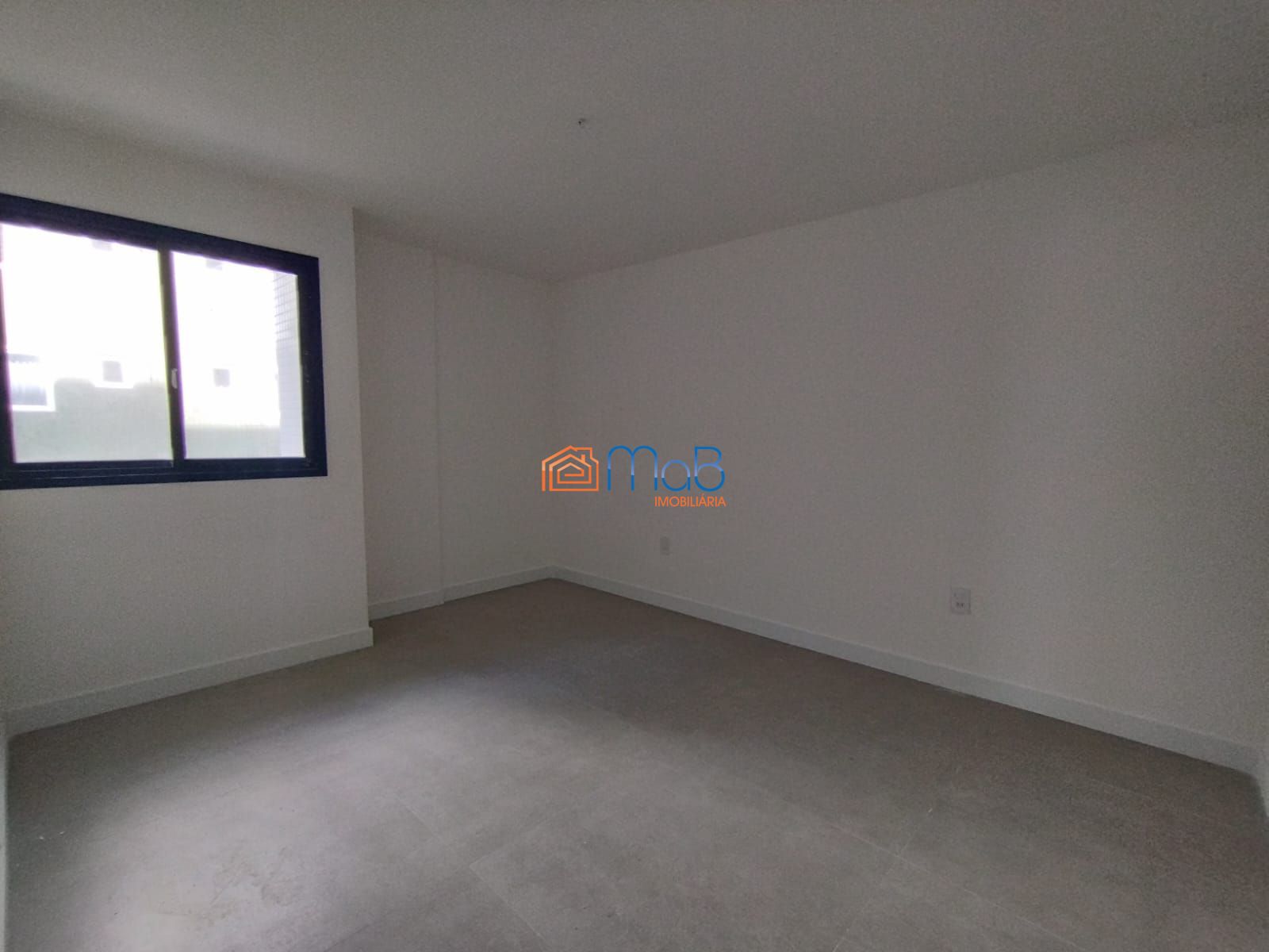 Apartamento à venda com 3 quartos, 140m² - Foto 7