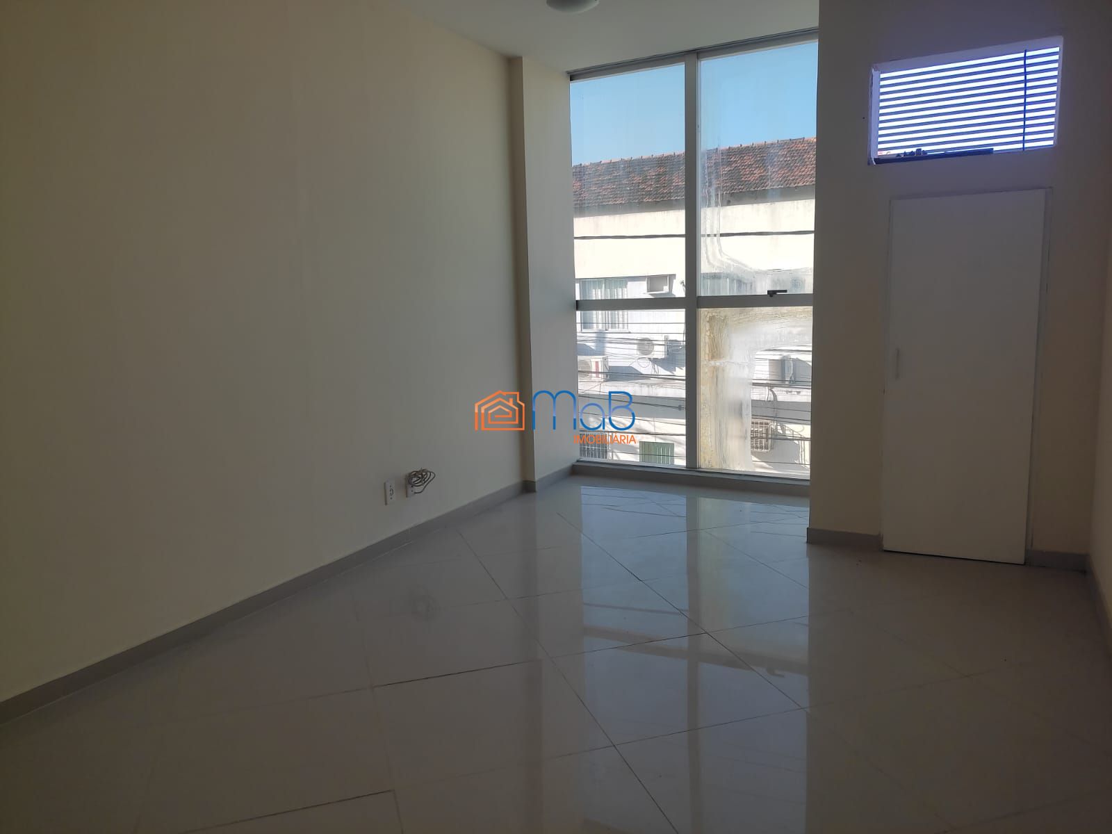 Conjunto Comercial-Sala para alugar com 2 quartos, 34m² - Foto 1