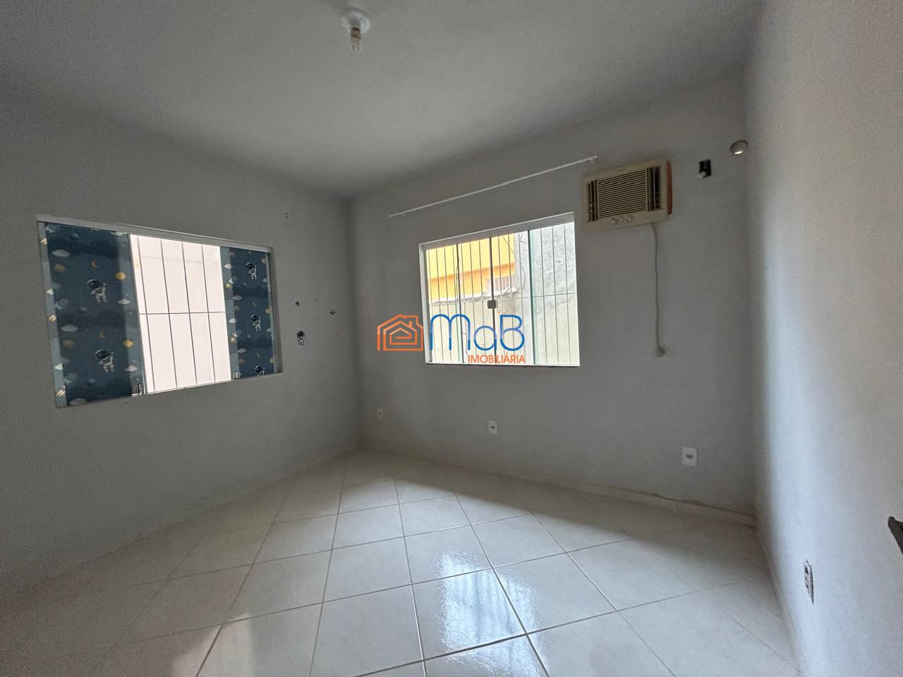 Casa à venda com 3 quartos, 200m² - Foto 19