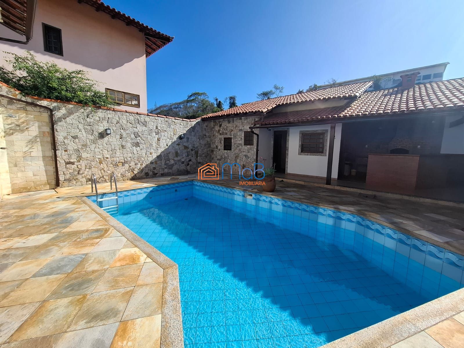 Casa, 4 quartos, 250 m² - Foto 35