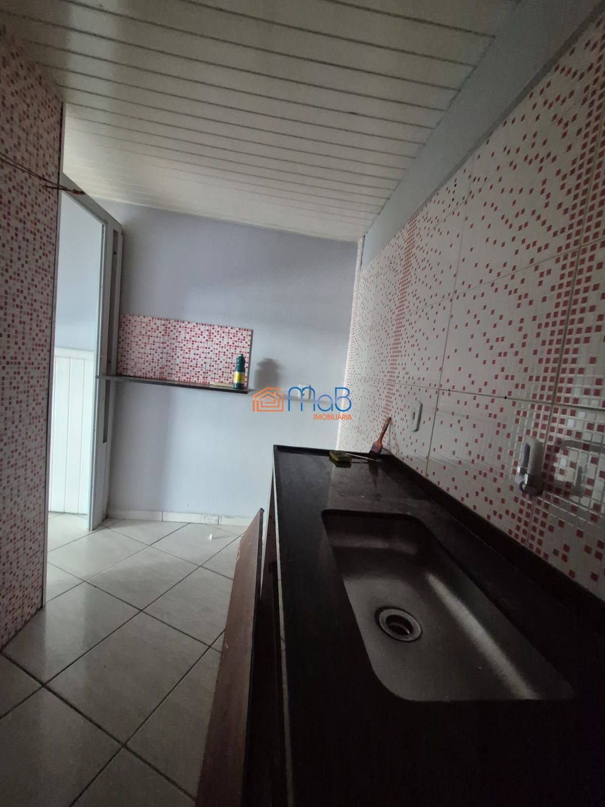 Loja comercial 30m² com cozinha