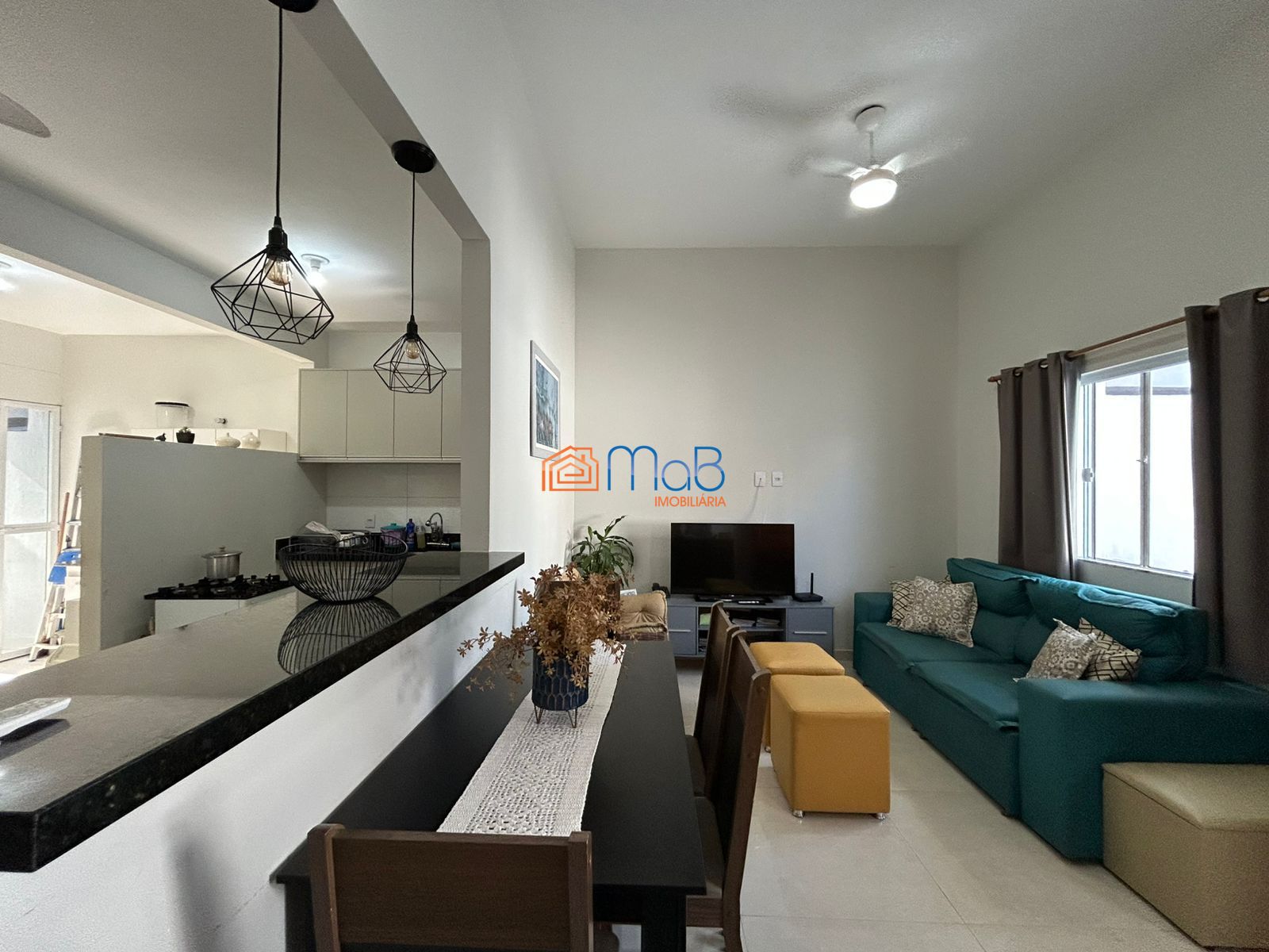 Casa, 2 quartos, 75 m² - Foto 1