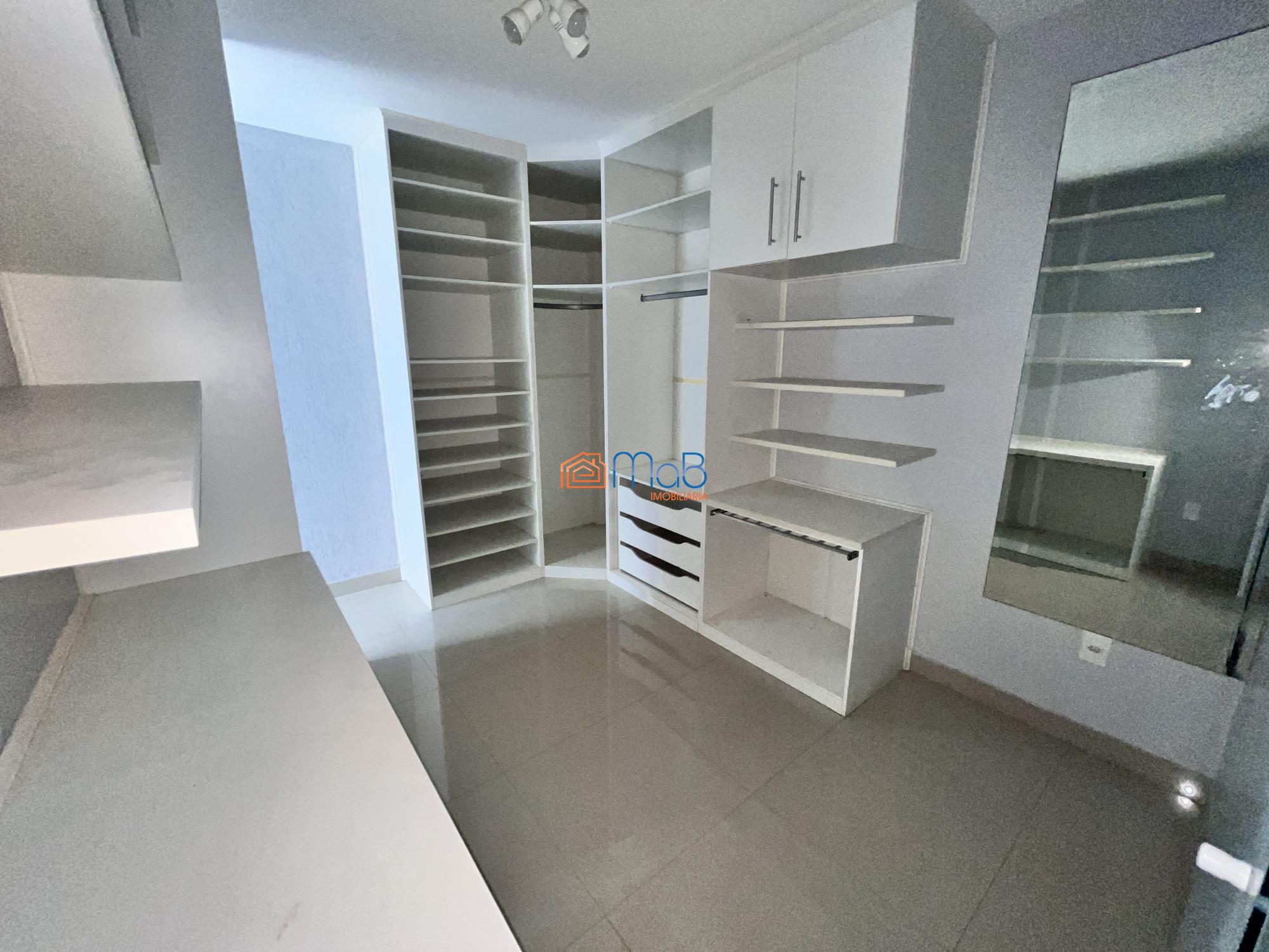 Casa à venda com 3 quartos, 206m² - Foto 19