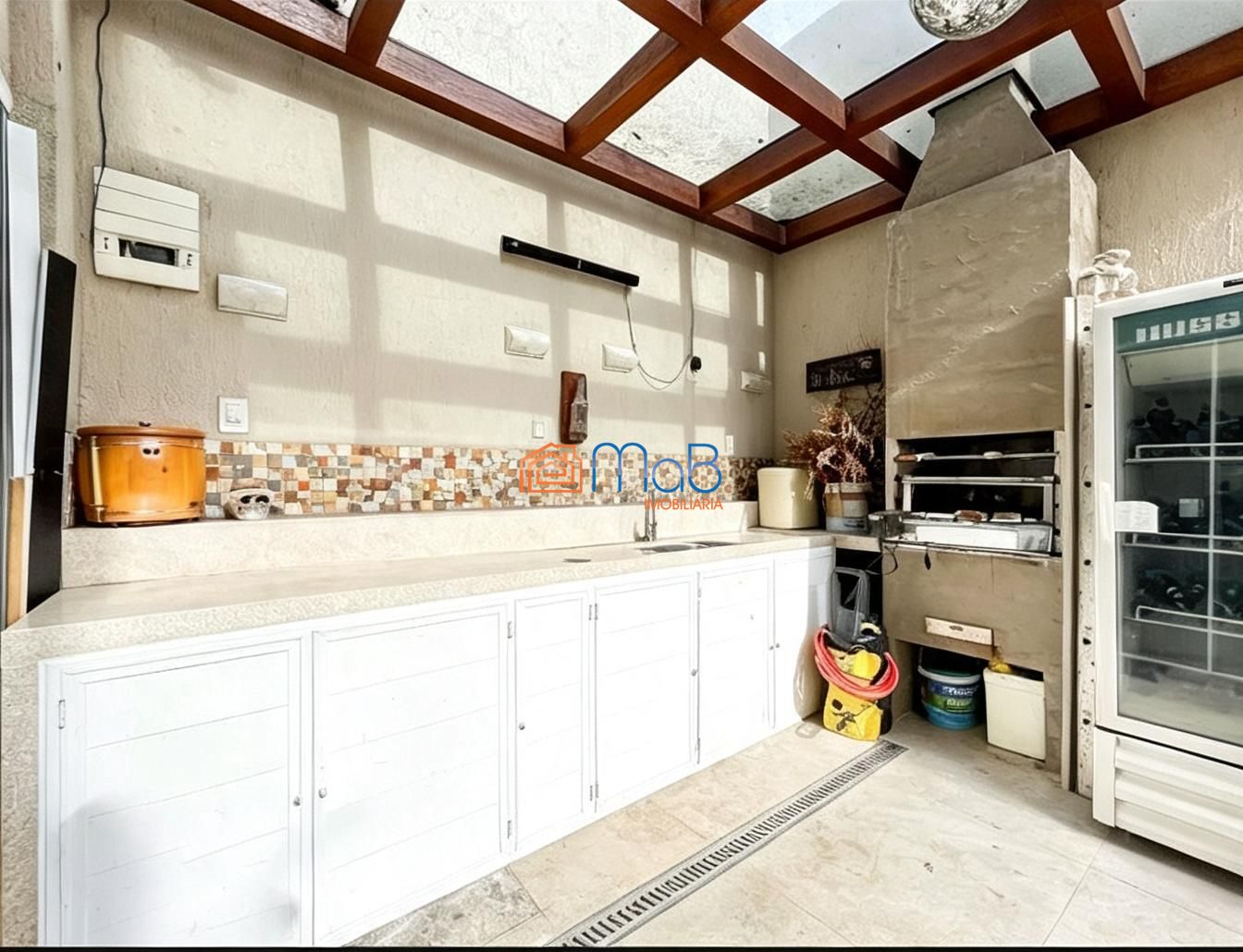 Casa ampla e completa em 3 pavimentos! Granja dos Cavaleiros, Macaé/RJ