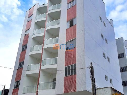 Apartamento à venda com 3 quartos, 67m² - Foto 1