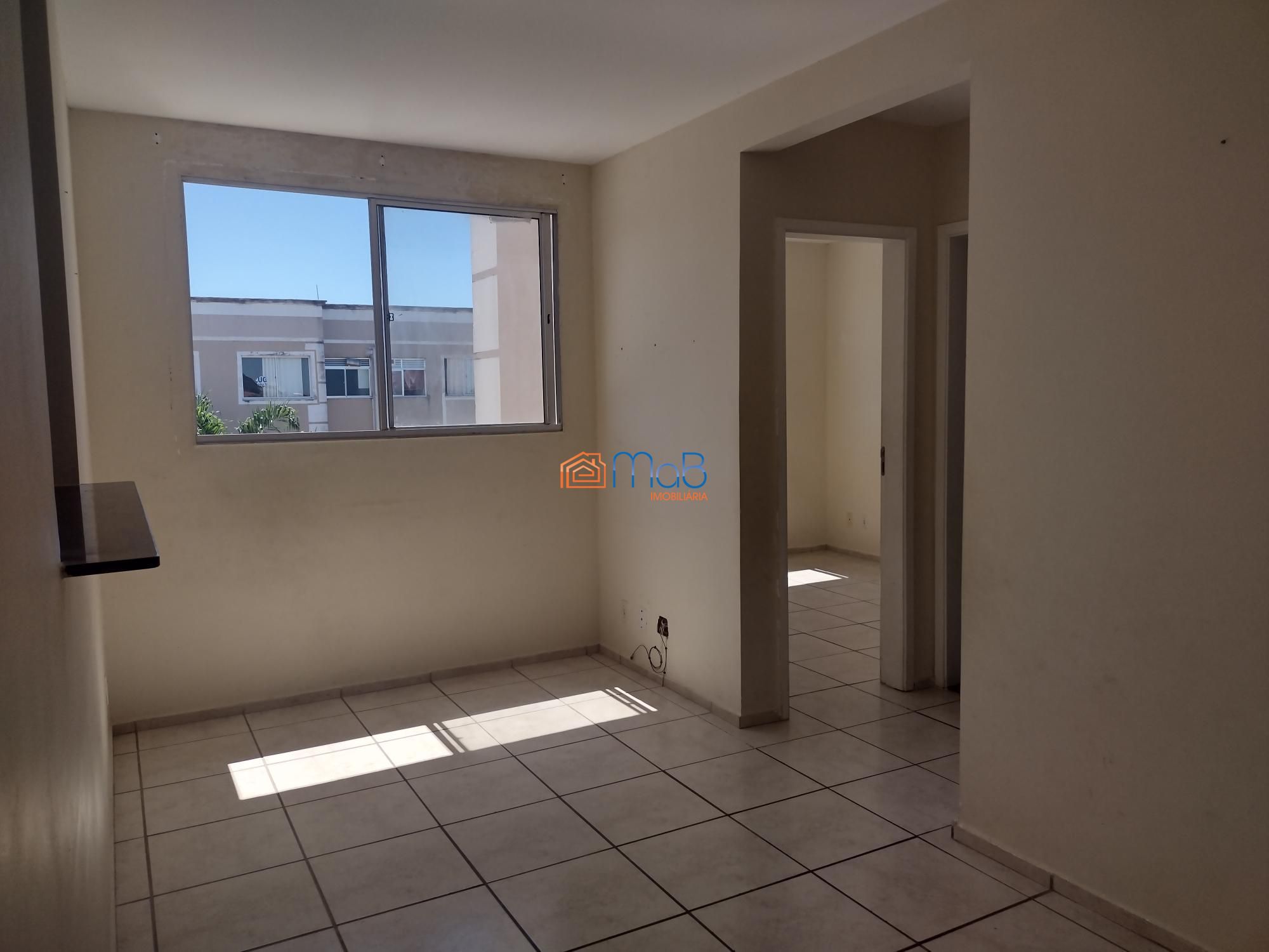 Apartamento à venda com 2 quartos, 45m² - Foto 2