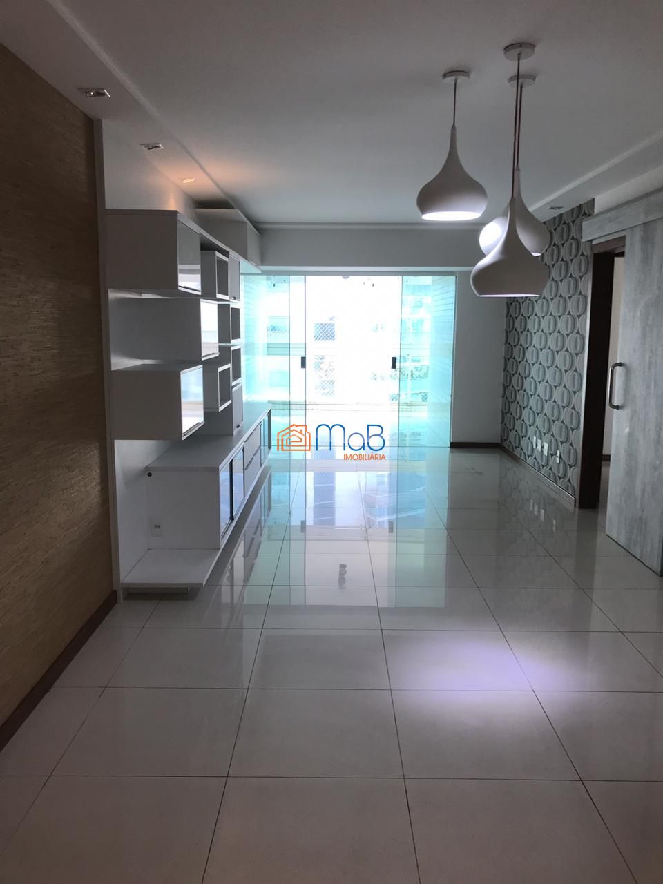 Apartamento à venda com 3 quartos, 127m² - Foto 1