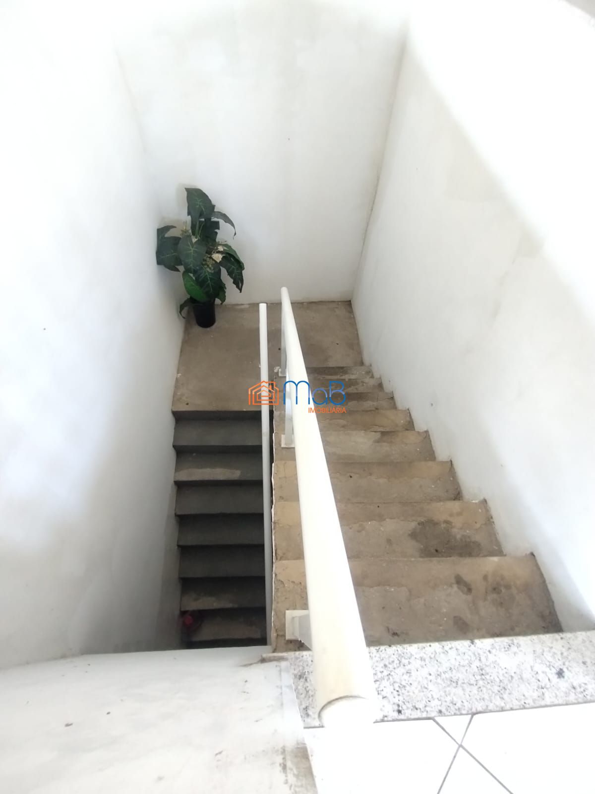 Incrível casa de 3 andares à venda!