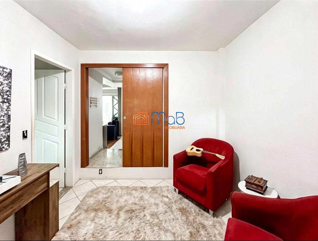 Casa ampla e completa em 3 pavimentos! Granja dos Cavaleiros, Macaé/RJ