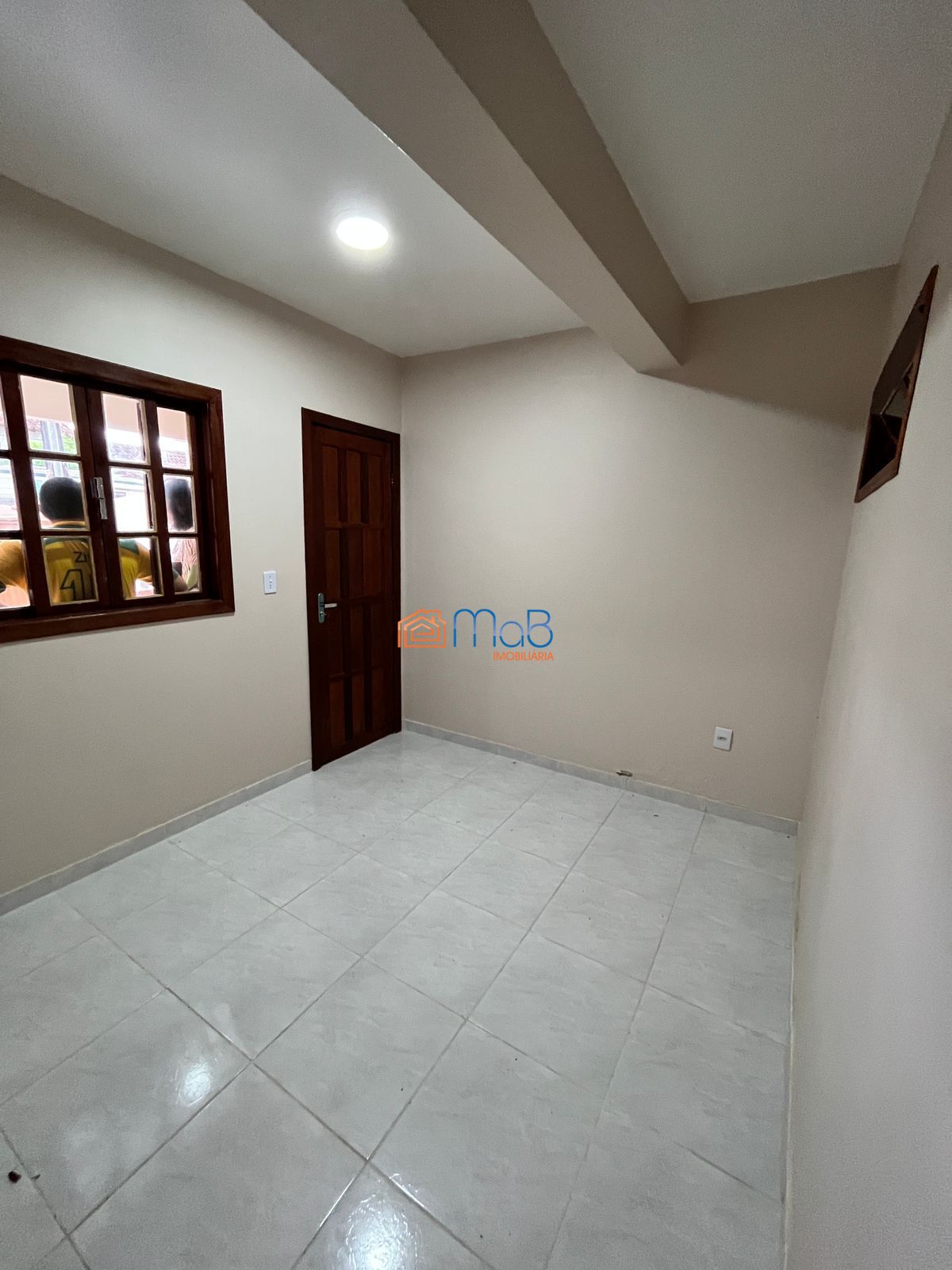 Casa à venda com 4 quartos, 200m² - Foto 24