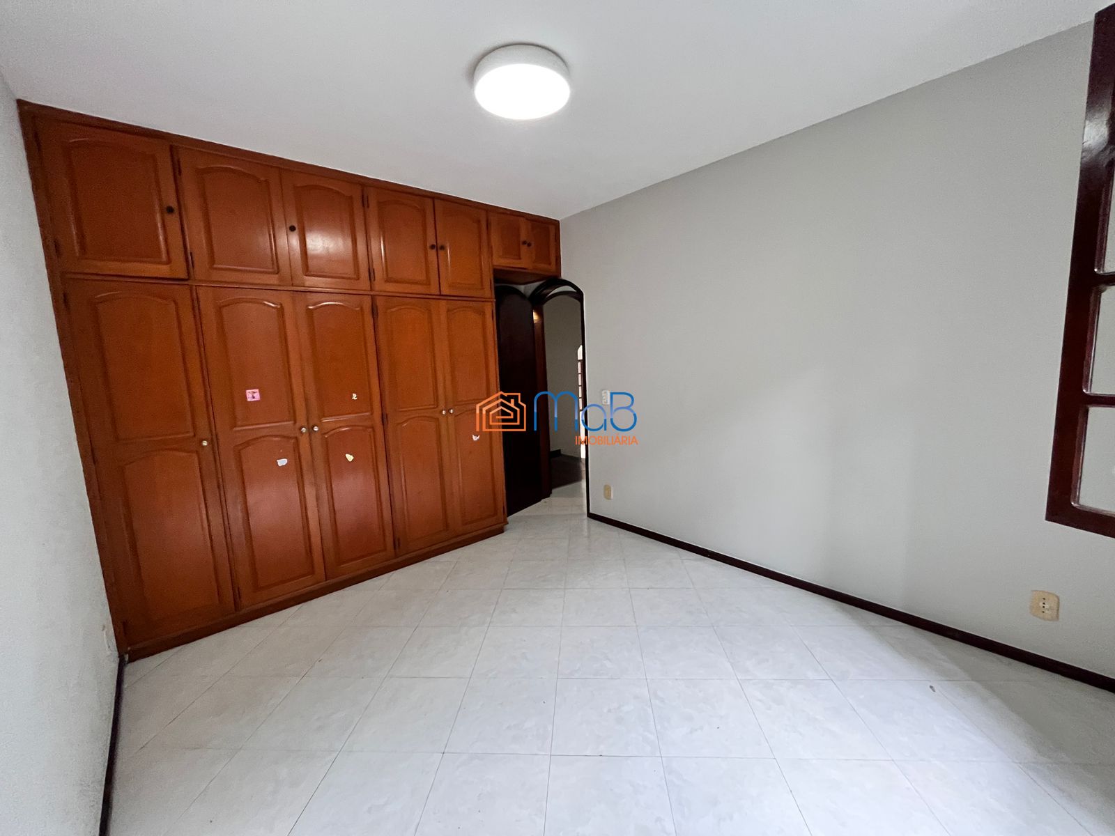 Casa à venda com 6 quartos, 430m² - Foto 28