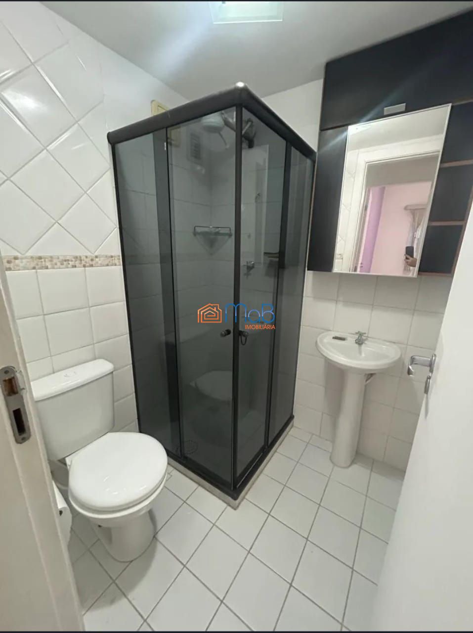 Apartamento com 02 quartos e vista mar