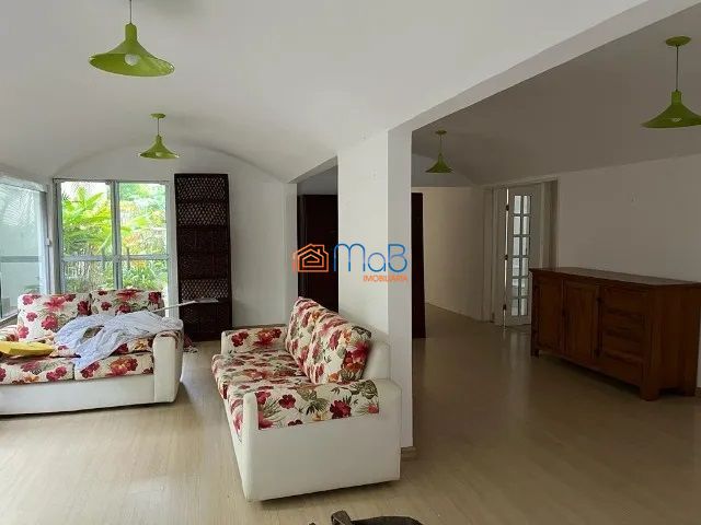 Casa à venda com 3 quartos, 150m² - Foto 2