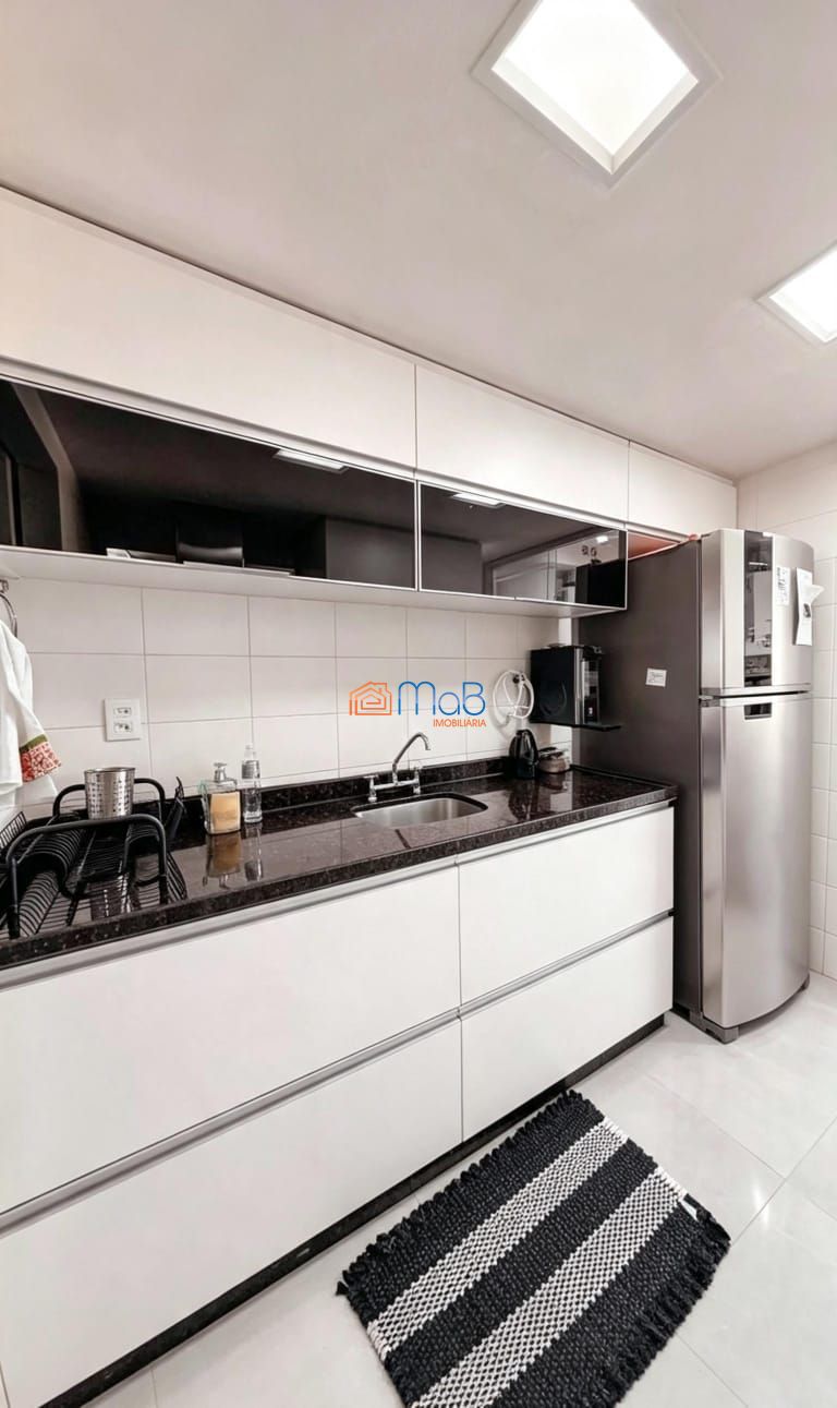 Apartamento 2 dormitórios à venda Imbetiba Macaé/RJ